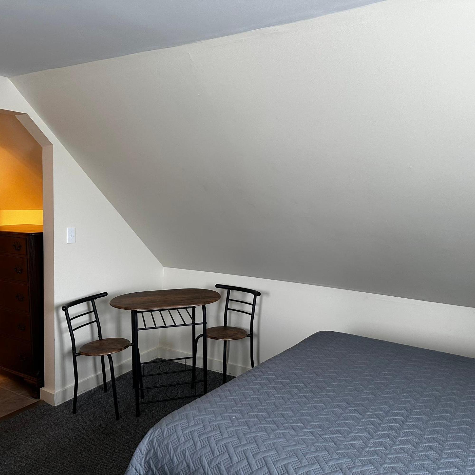The Whitetail Inn And Suites- Lincoln Exterior photo