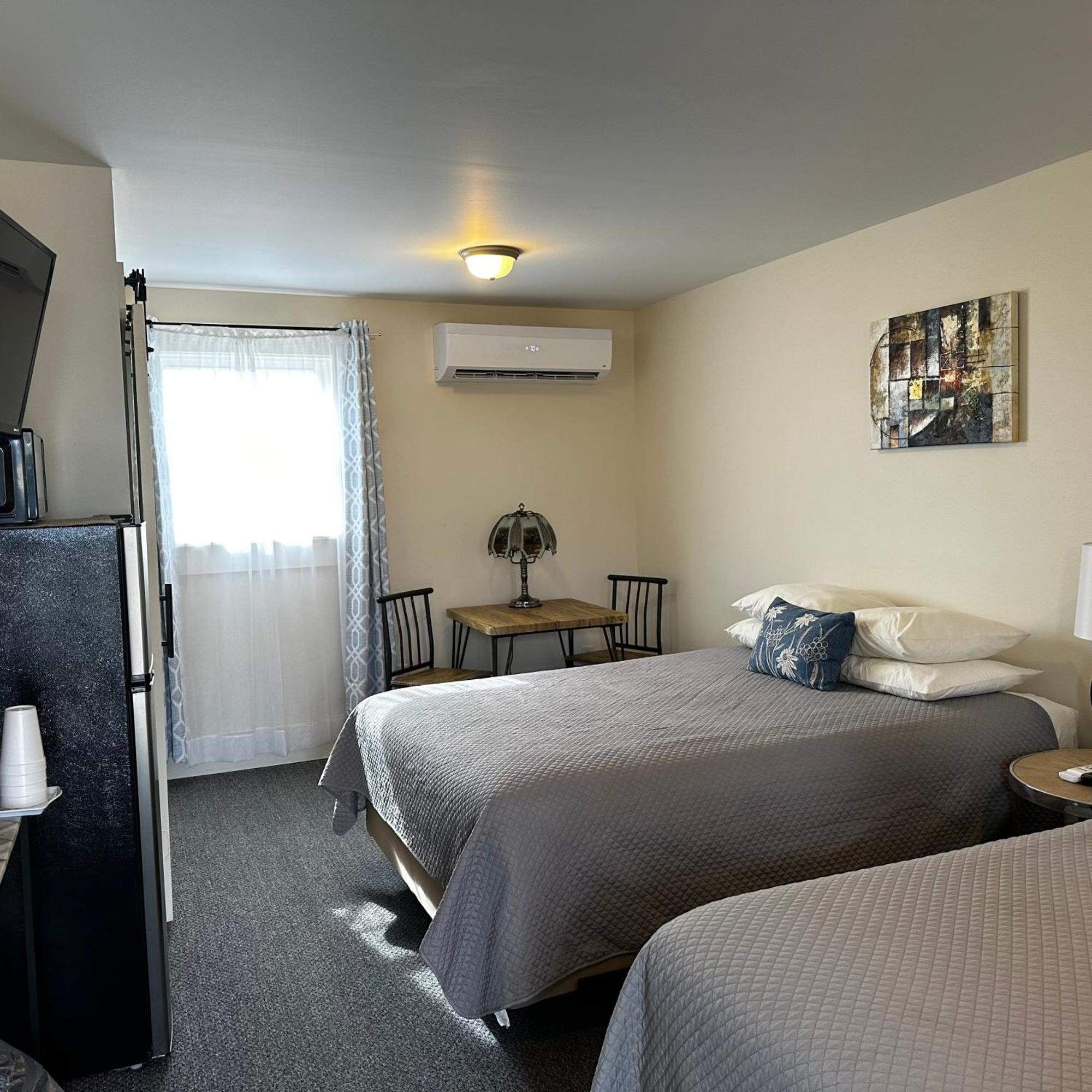 The Whitetail Inn And Suites- Lincoln Exterior photo
